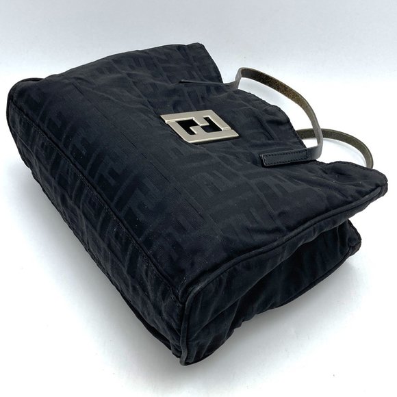 FENDI handbag in black nylon/canvas for men and women - Picture 4 of 14